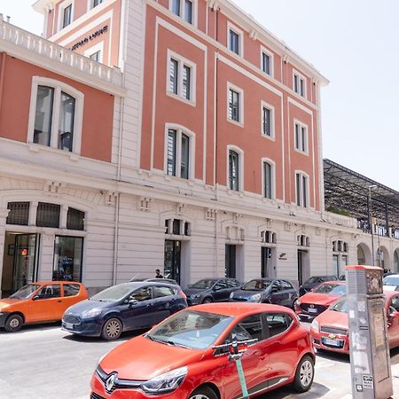 Bari Centro Exterior foto