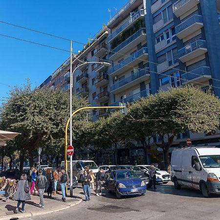 Bari Centro Exterior foto
